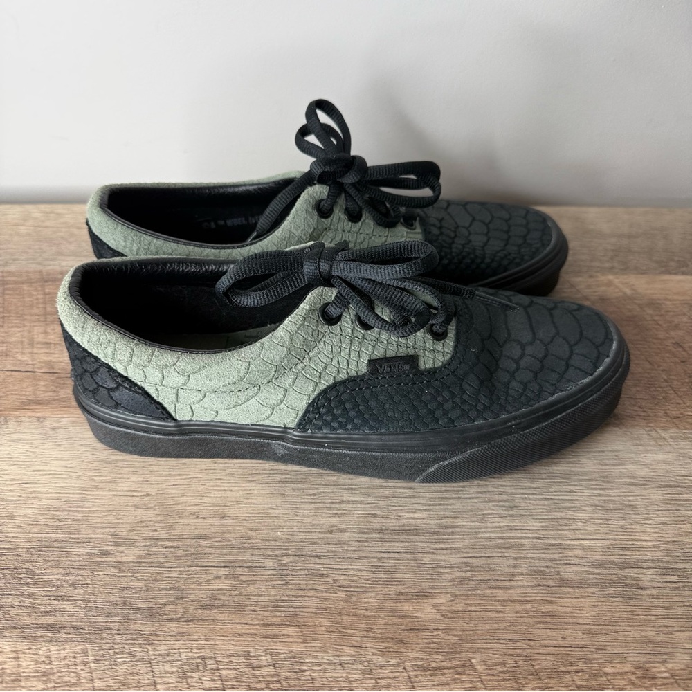 VANS Harry Potter Slytherin Laces Sneakers Black Green Snakeskin Pattern Sz 7.5 - Picture 4 of 12